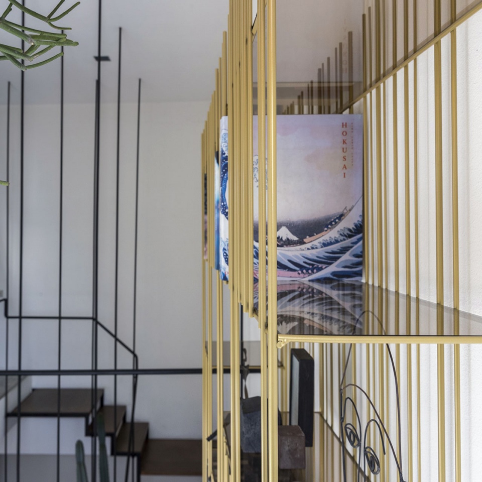 Metrica | Bookshelves | Mogg | Unlimited Design